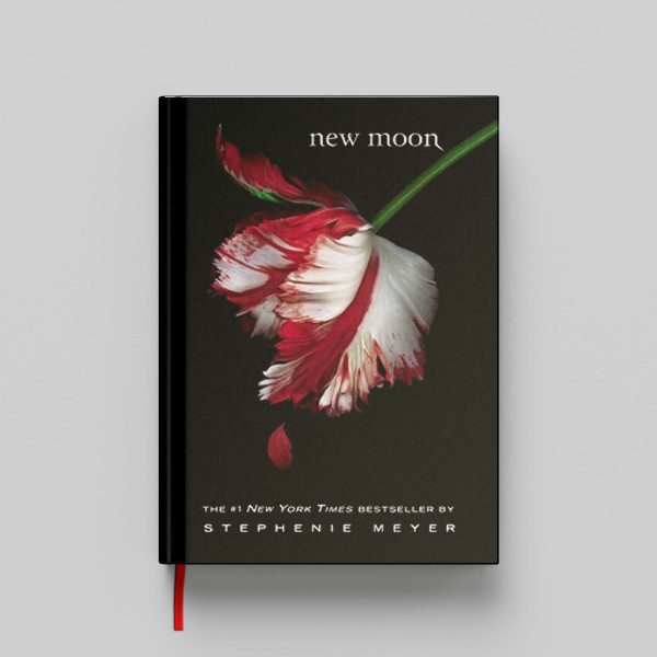 کتاب New moon