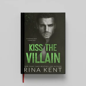 کتاب Kiss the villain جلد سخت (HARDCOVER)